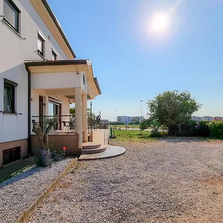 Dani Apartament *